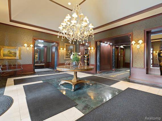 3320 2f Spinnaker ln LN #5 2f, Detroit, MI 48207