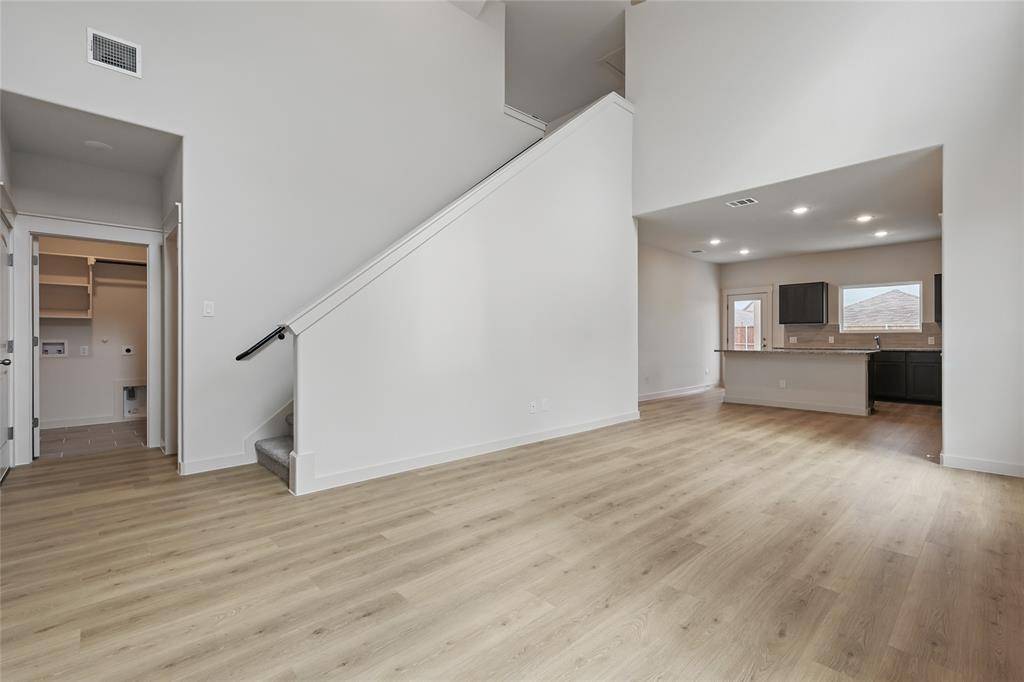 816 Whitmore Drive, Princeton, TX 75071