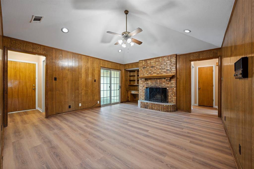 205 Pueblo Drive, Waxahachie, TX 75165