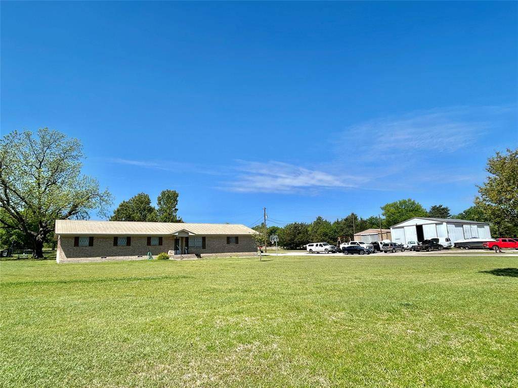 1651 Fm 371, Gainesville, TX 76240