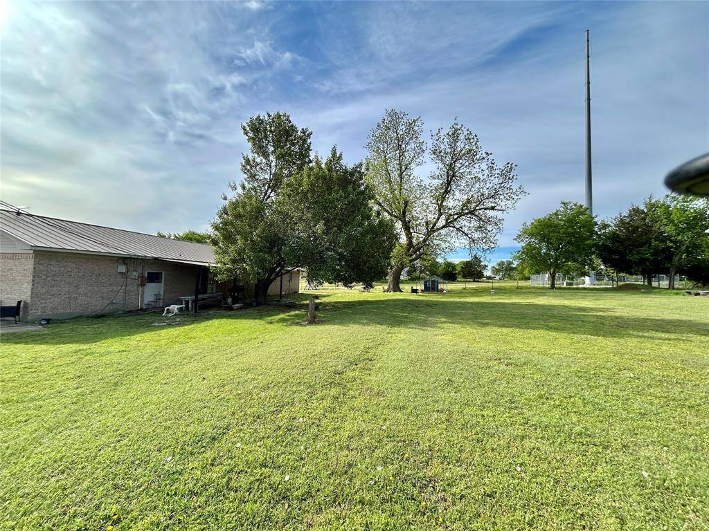 1651 Fm 371, Gainesville, TX 76240