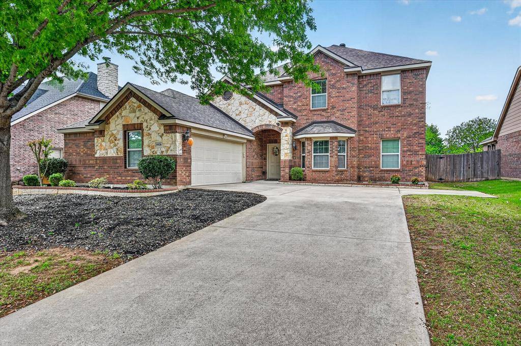 5920 Ivy Glen Drive, Grand Prairie, TX 75052