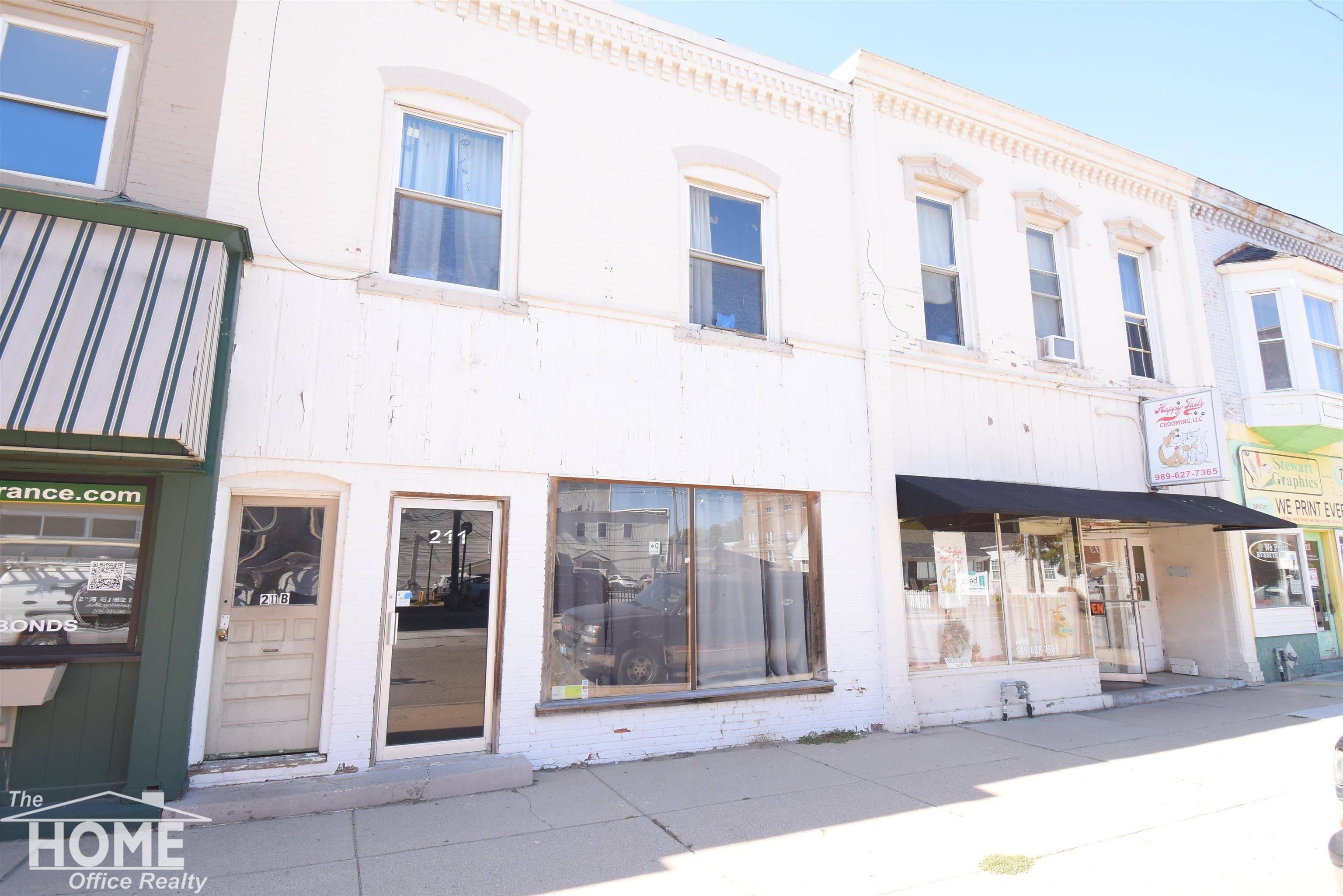 211 N Ball ST, Owosso, MI 48867