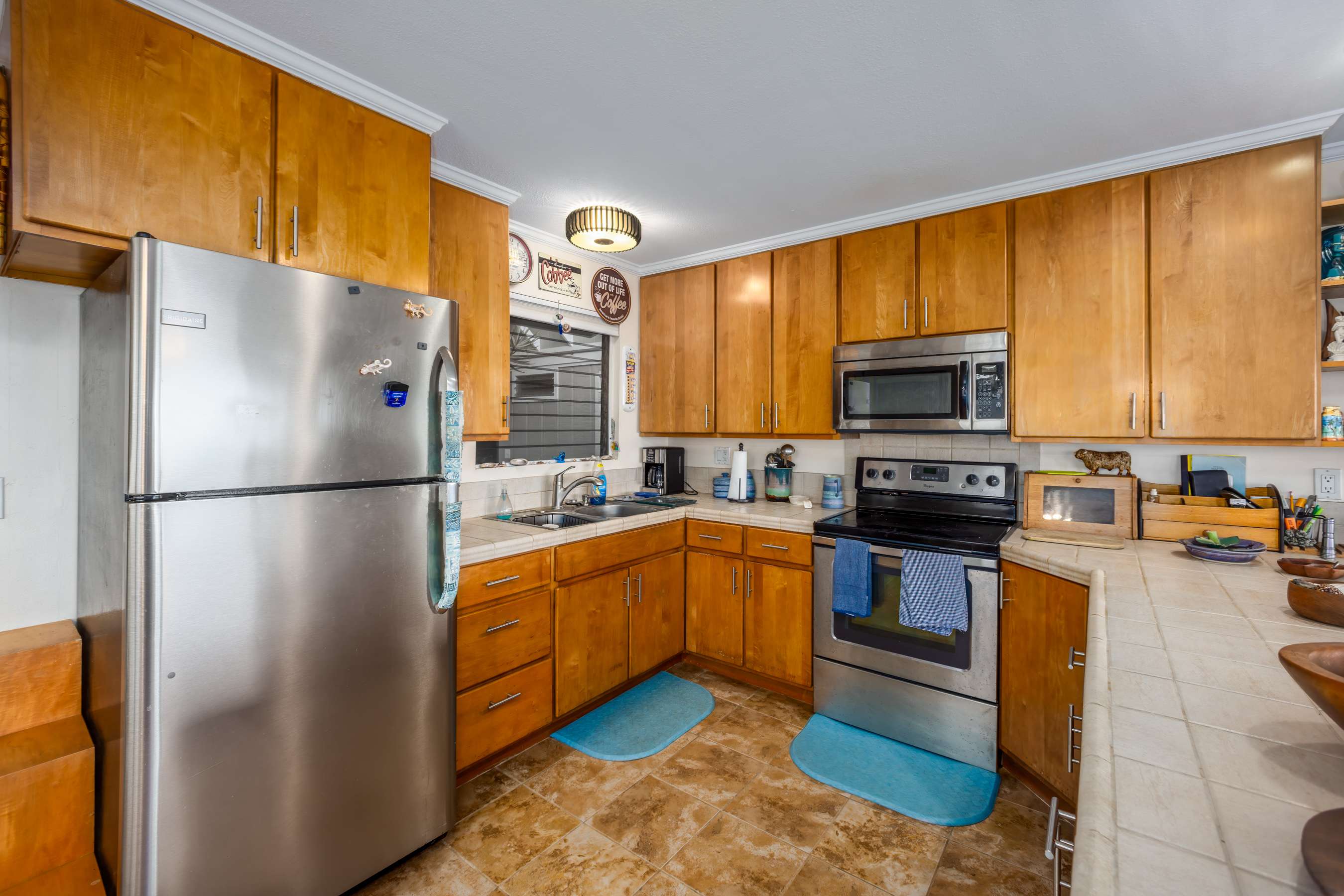 75-242 ALOHA KONA DR, Kailua-kona, HI 96740