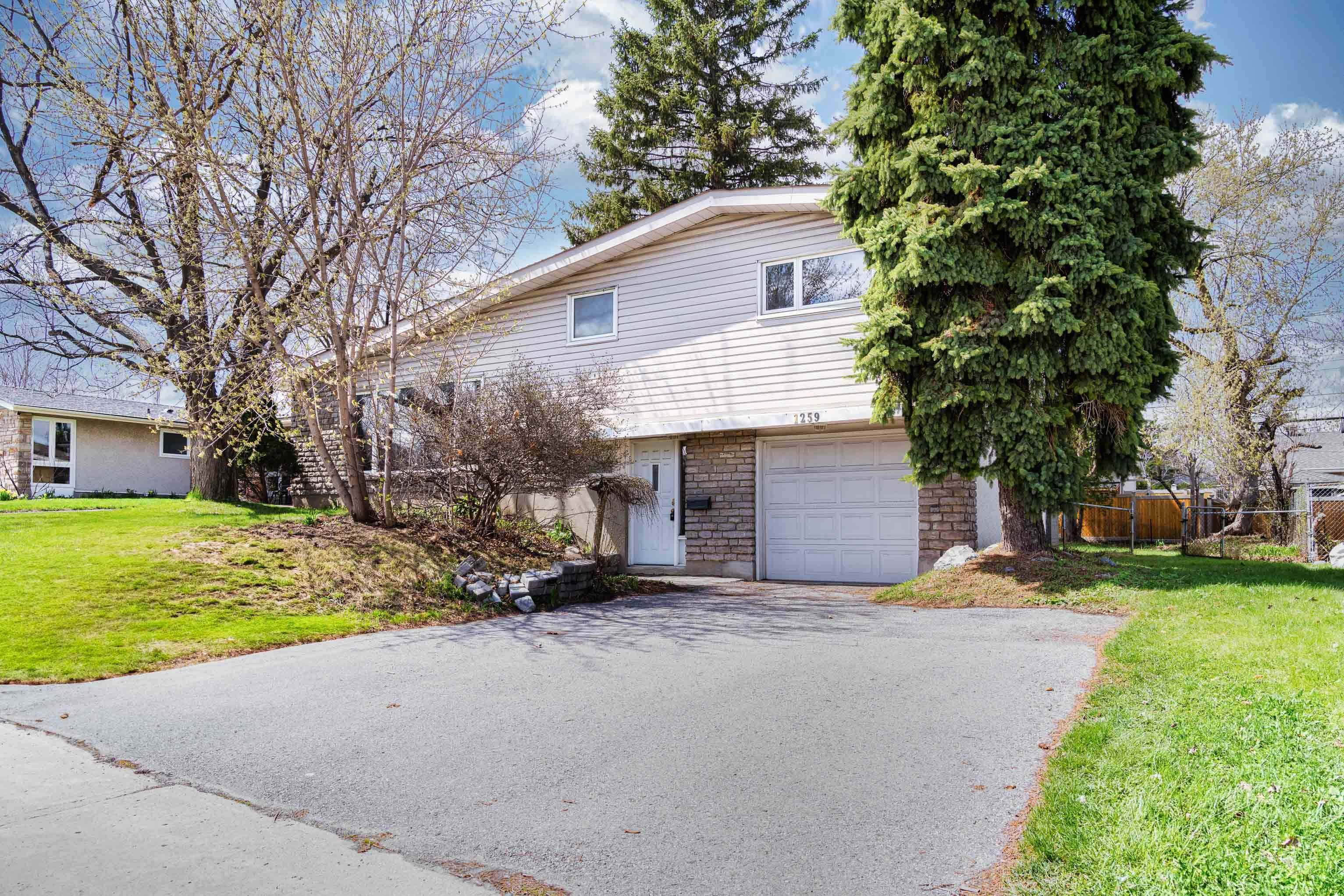 1259 Meadowlands DR E, Cityview - Parkwoods Hills - Rideau Shore, ON K2E 6K4