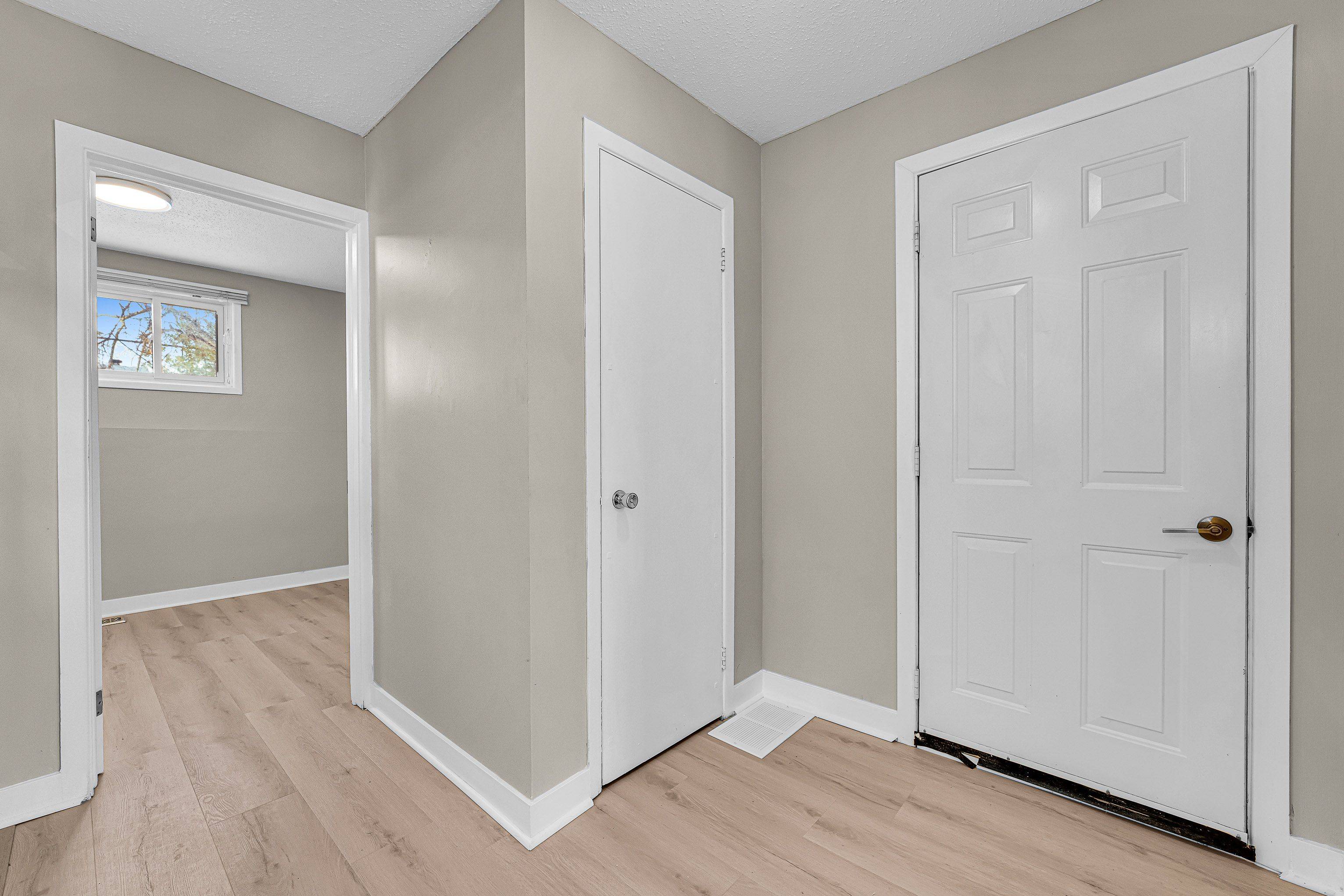 1259 Meadowlands DR E, Cityview - Parkwoods Hills - Rideau Shore, ON K2E 6K4