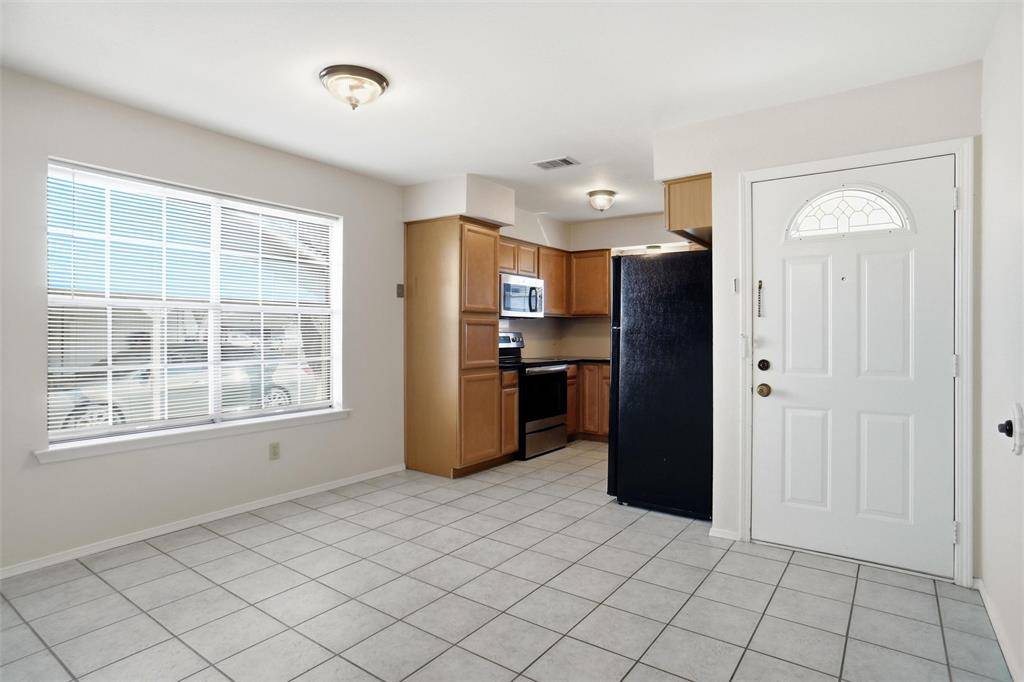 2318 Lindblad Court, Arlington, TX 76016