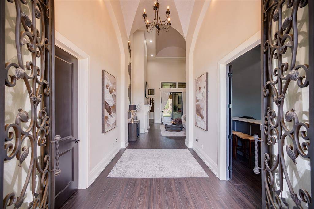 2621 Whispering Oaks Cove, Cedar Hill, TX 75104