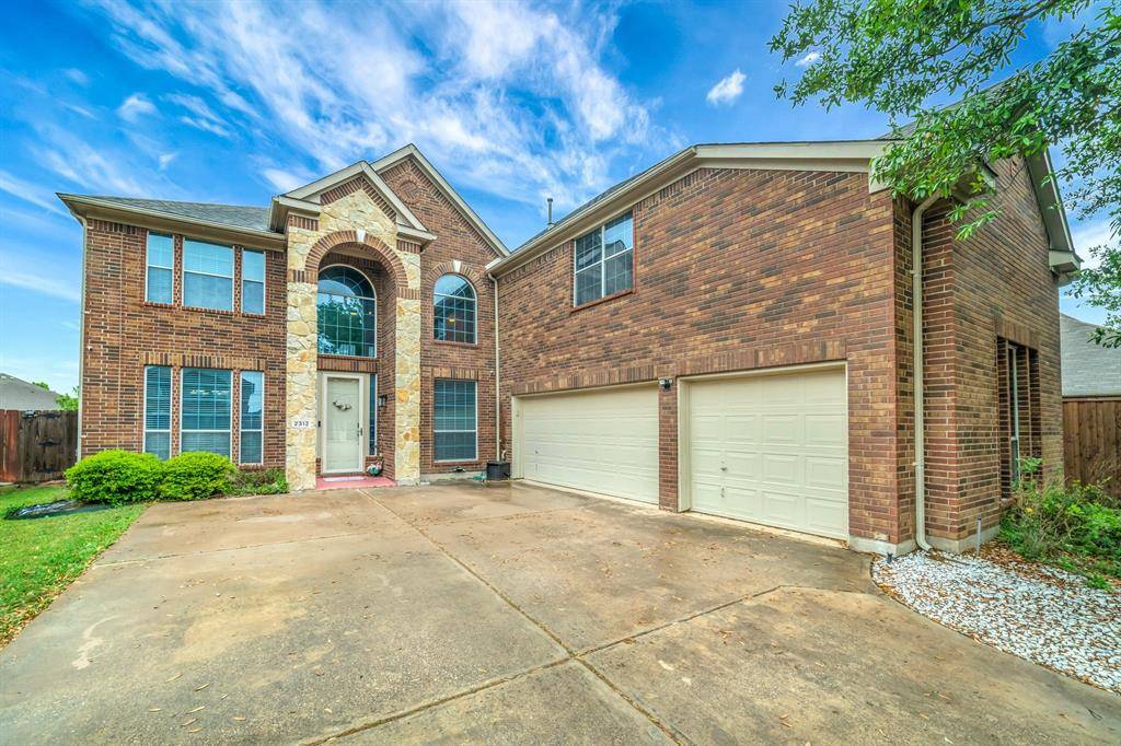 2312 Tawny Owl Road, Grand Prairie, TX 75052