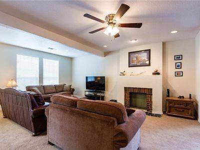 1817 Thomas Place, Fort Worth, TX 76107