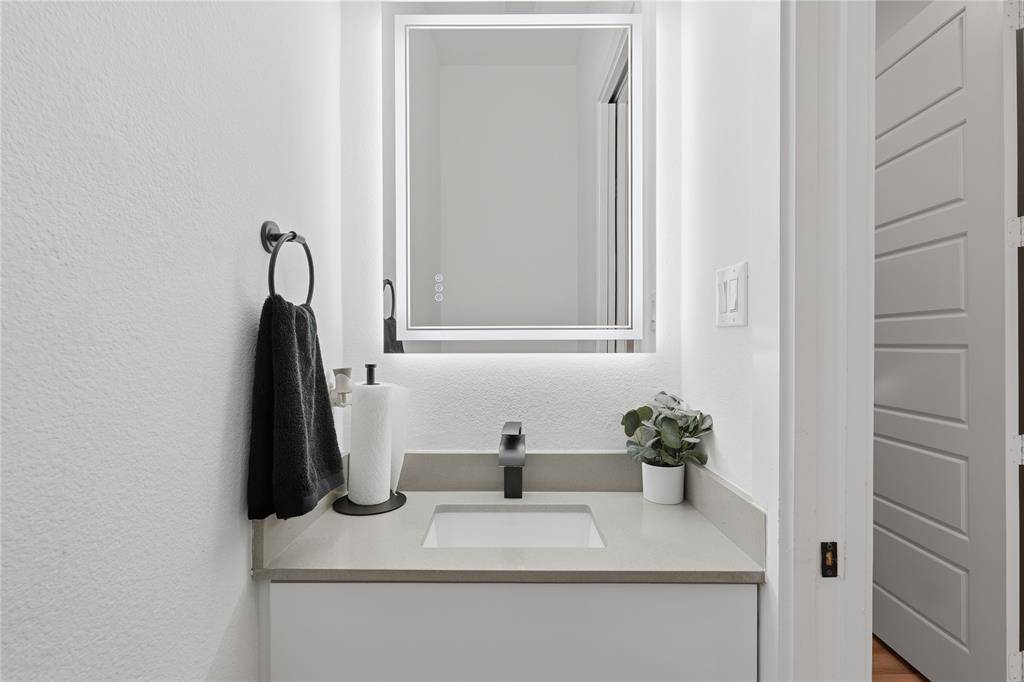 3316 Nomas Street, Dallas, TX 75212