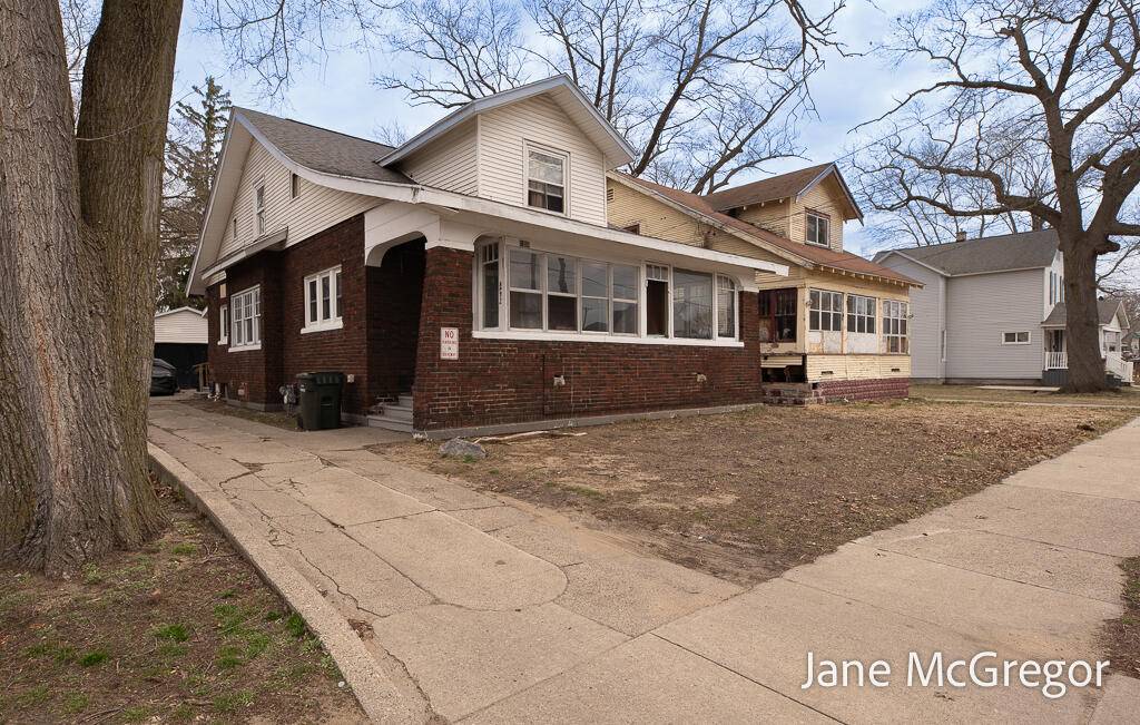 1350 Arthur ST, Muskegon City, MI 49442