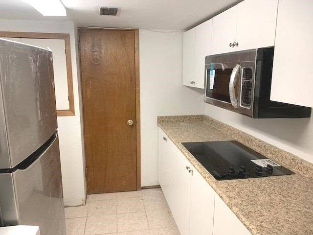 46 Medhurst RD #Bsmt, Toronto E03, ON M4B 1B1