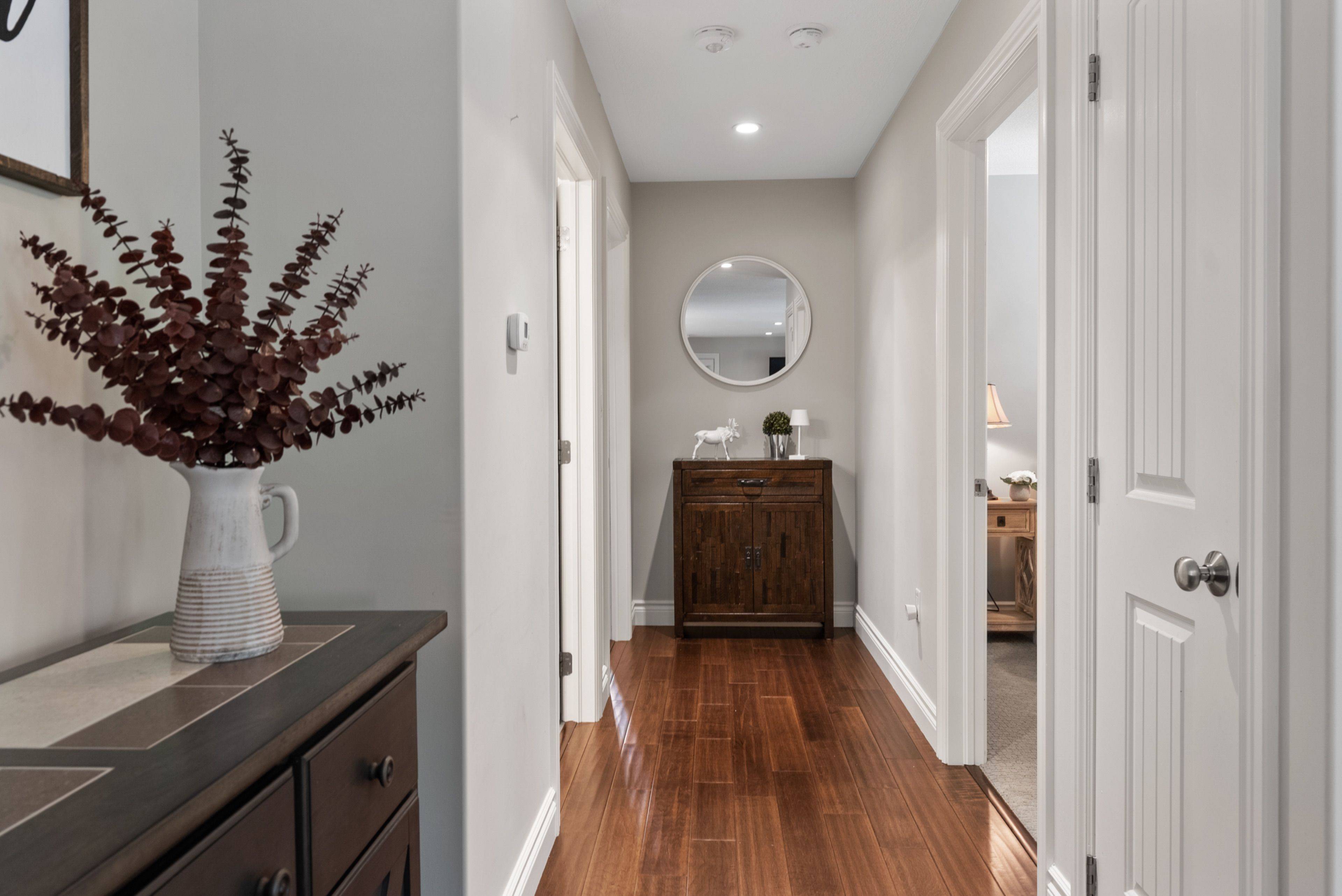 1025 TOWER CRES, Gravenhurst, ON P0E 1G0