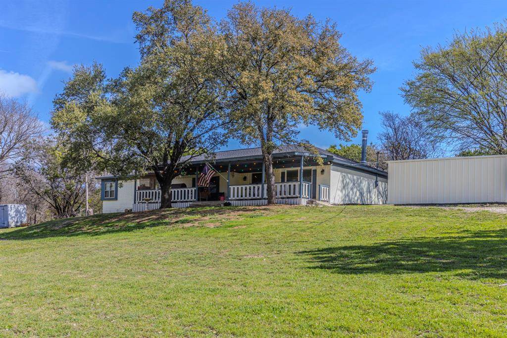 173 Bosque Bend Lane, China Spring, TX 76633