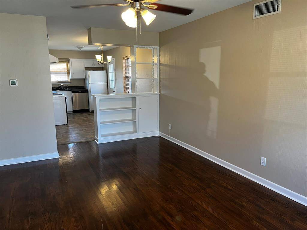 8907 Rustown Drive, Dallas, TX 75228