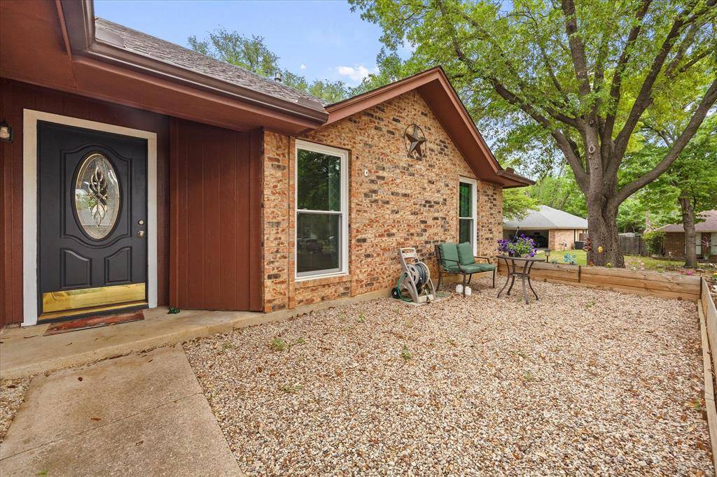 4017 Cherryhill Court, Arlington, TX 76016
