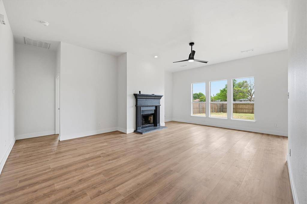 1500 La Mirada, Denton, TX 76208