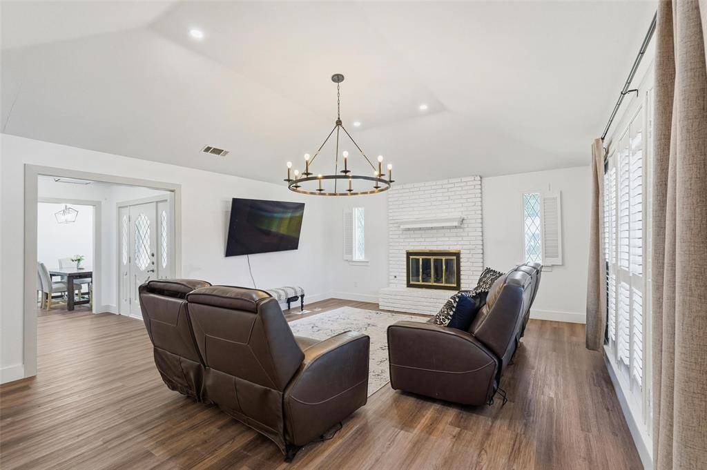 3317 Canterbury Drive, Plano, TX 75075