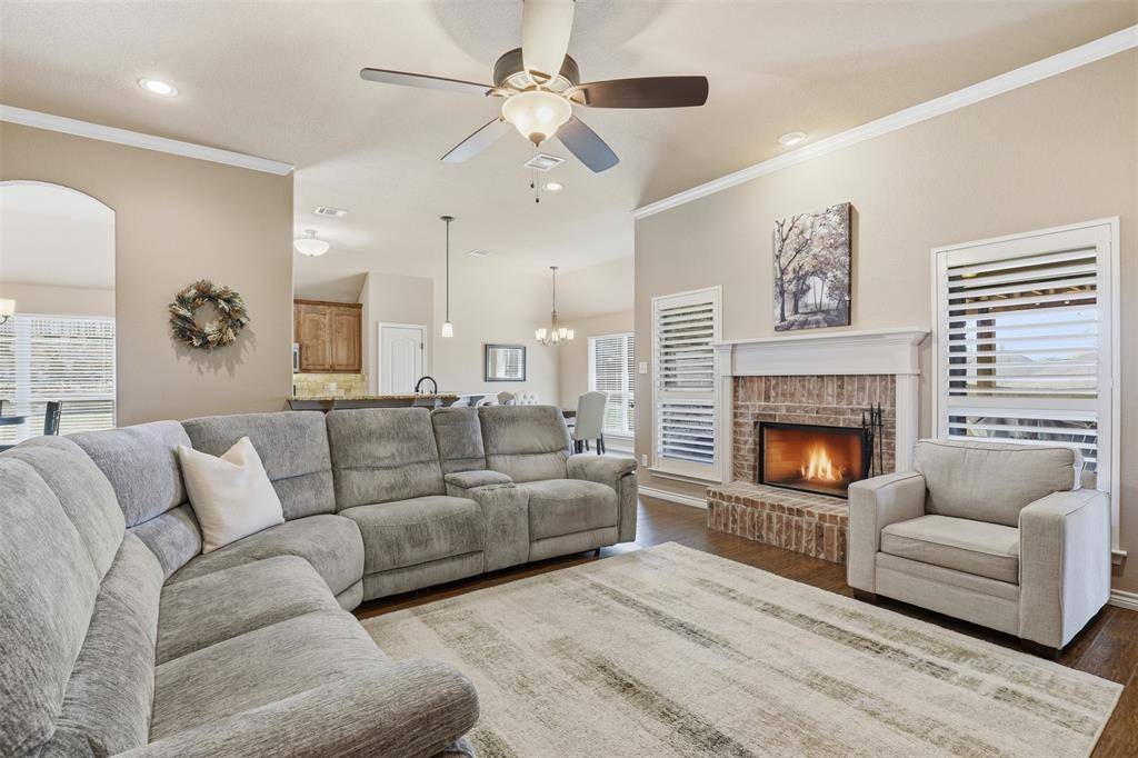 2134 Sagewood Drive, Weatherford, TX 76087