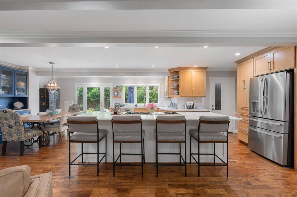 7110 Mossvine Drive, Dallas, TX 75254