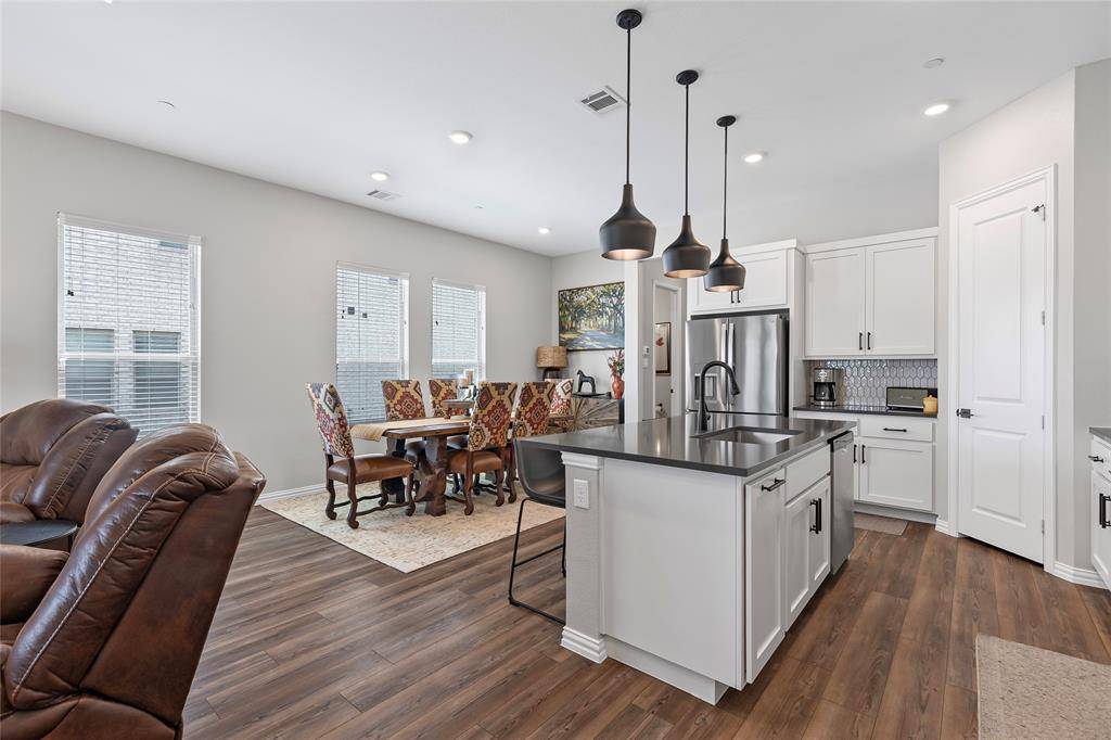 2945 Alto Drive, Sachse, TX 75048