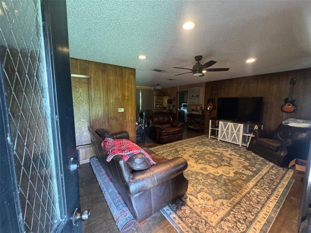 12745 Fm 274, Ravenna, TX 75476