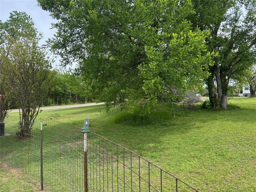 12745 Fm 274, Ravenna, TX 75476