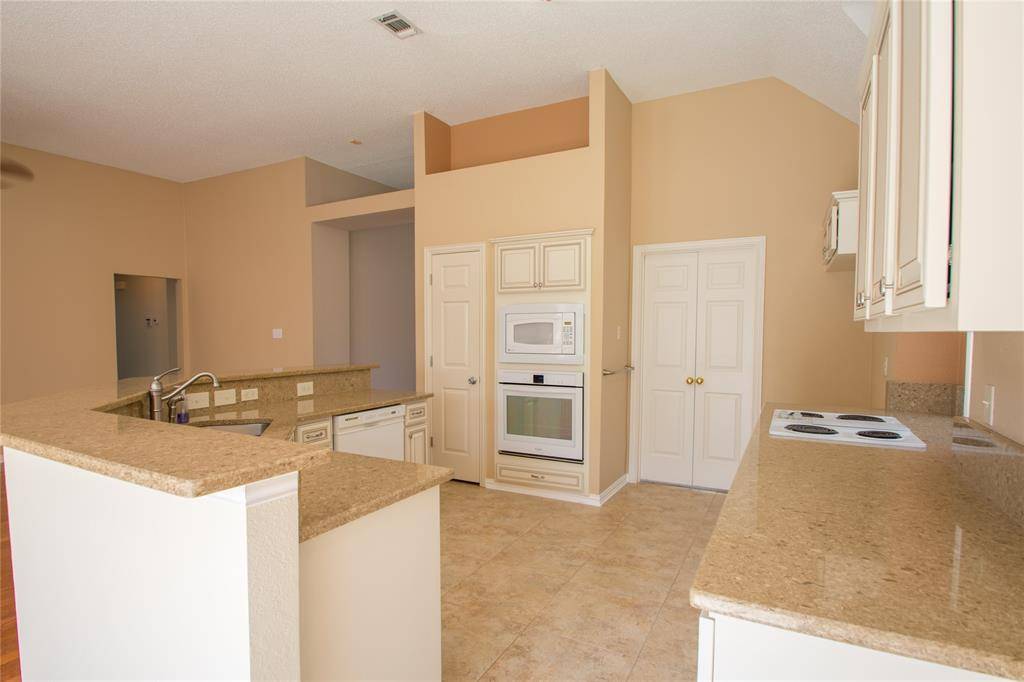 5809 Coldsworth Court, Arlington, TX 76018