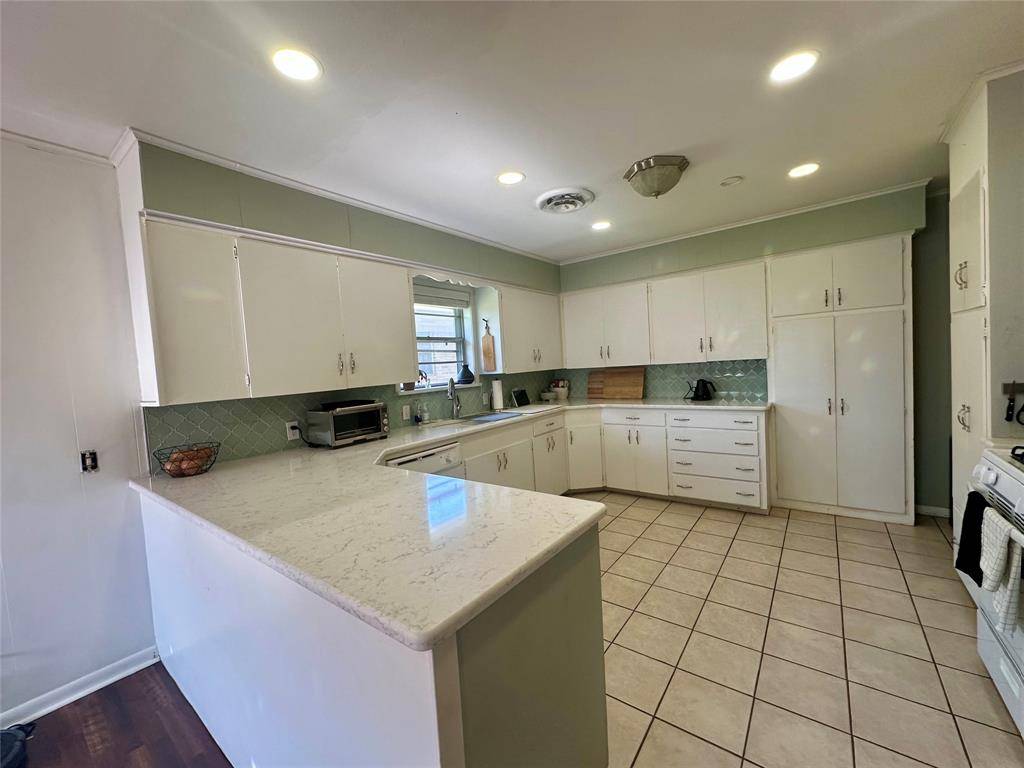 2011 Audubon Place, Shreveport, LA 71105