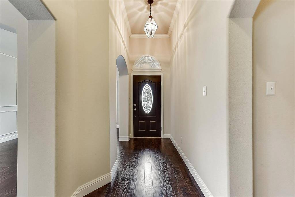 34 Painted Rock Court, Frisco, TX 75033