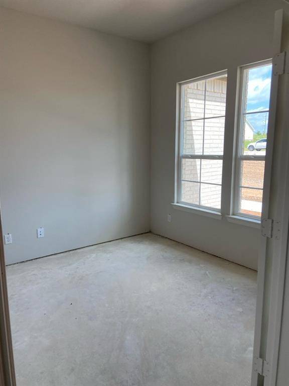 132 Hillview Trail, Decatur, TX 76234