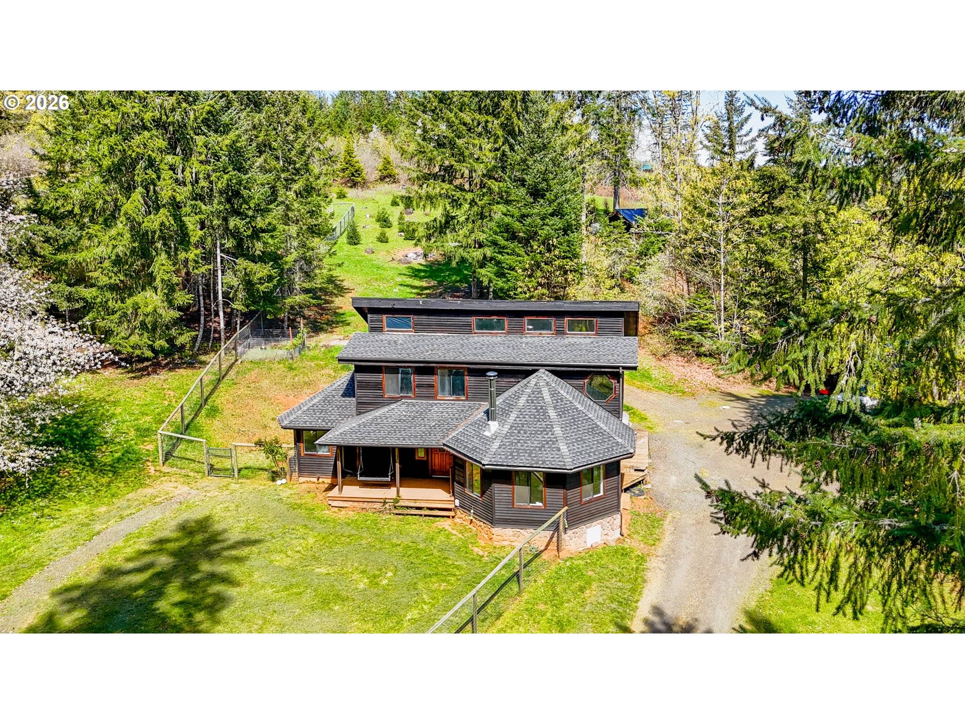 24691 HALL RD, Cheshire, OR 97419
