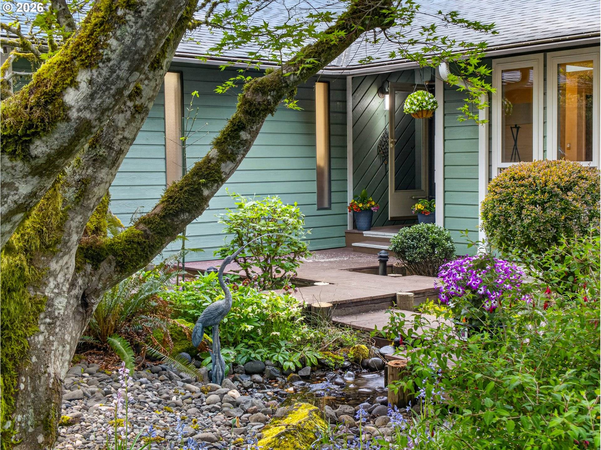 10430 SW 14TH DR, Portland, OR 97219