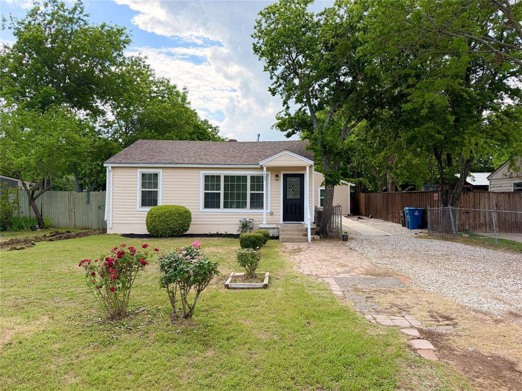 1455 Honor Drive, Desoto, TX 75115