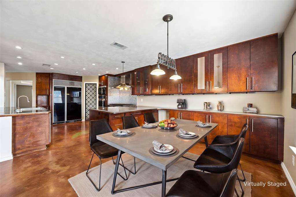 584 Pendleton Drive, Rockwall, TX 75032