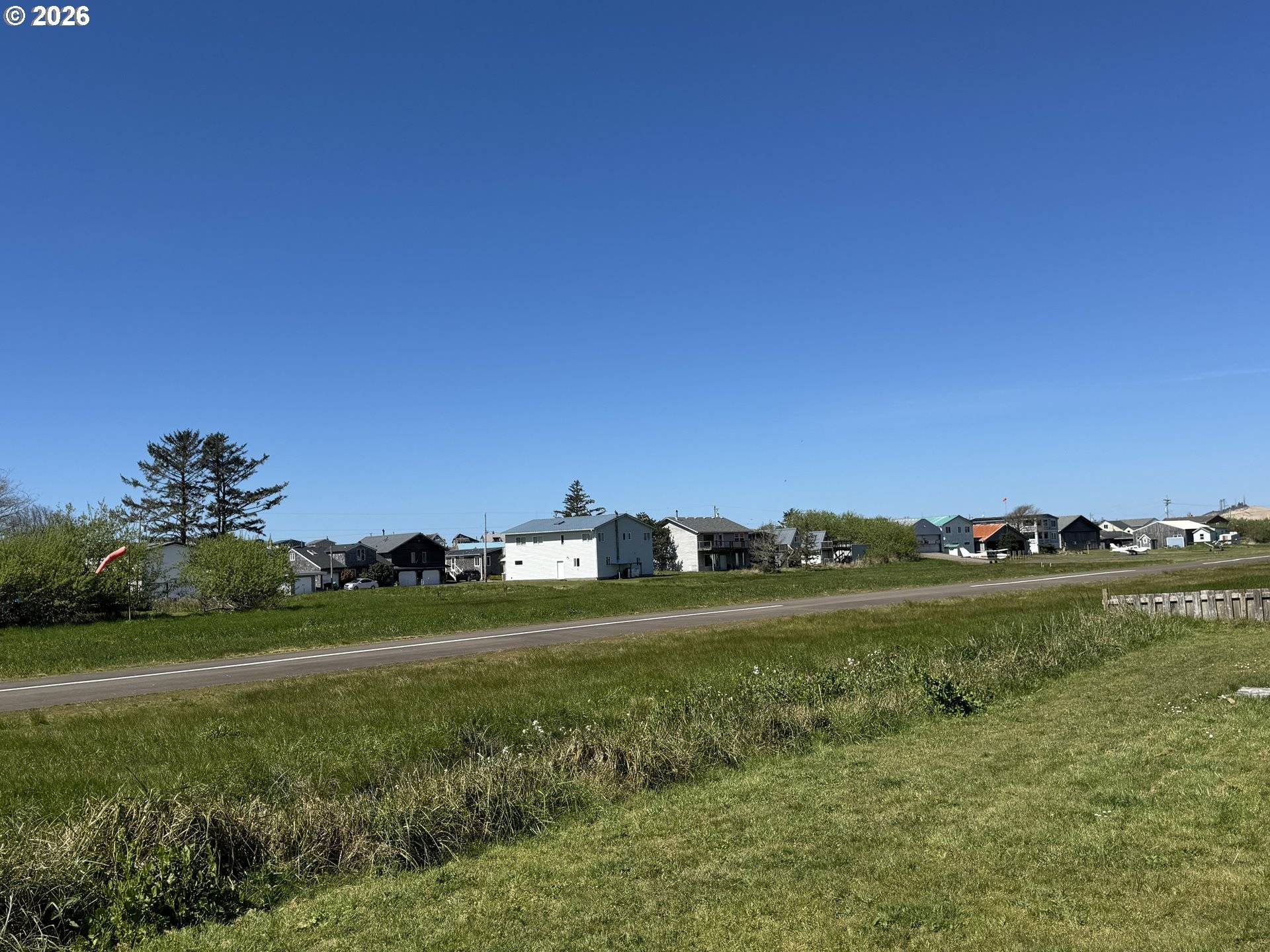 35390 BROOTEN RD, Pacific City, OR 97135