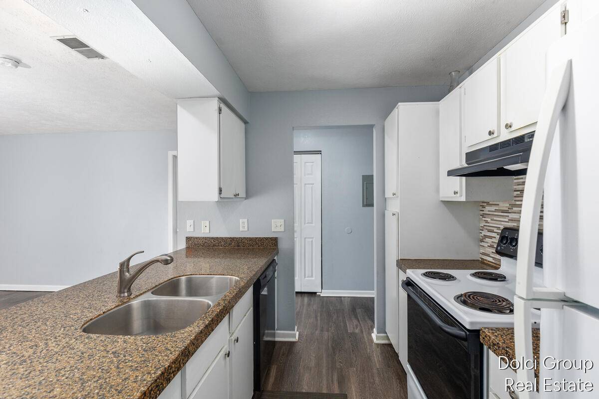 11361 40th AVE #12, Allendale Twp, MI 49401