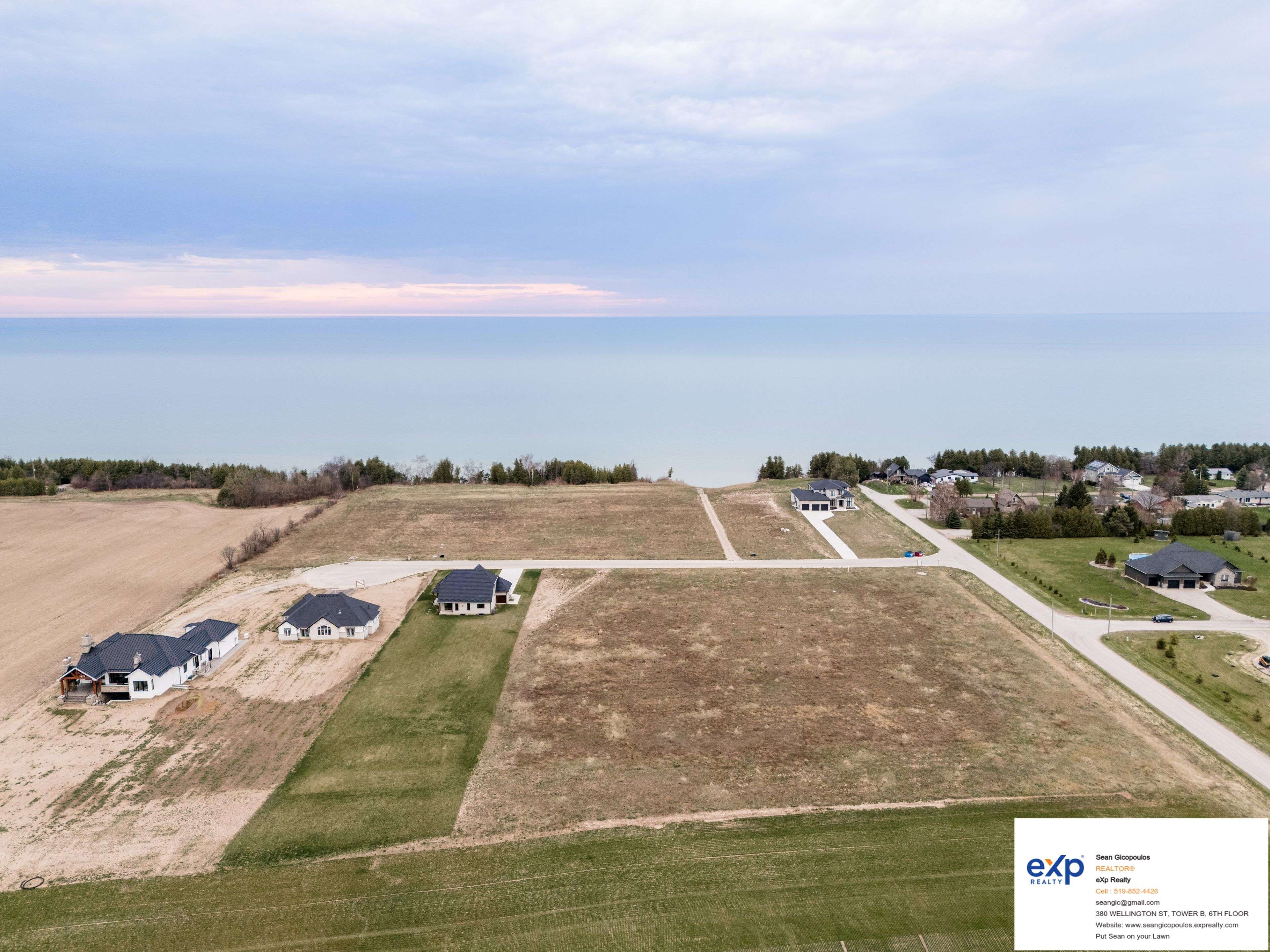 14 IRENE CRES, Bluewater, ON N0M 2T0