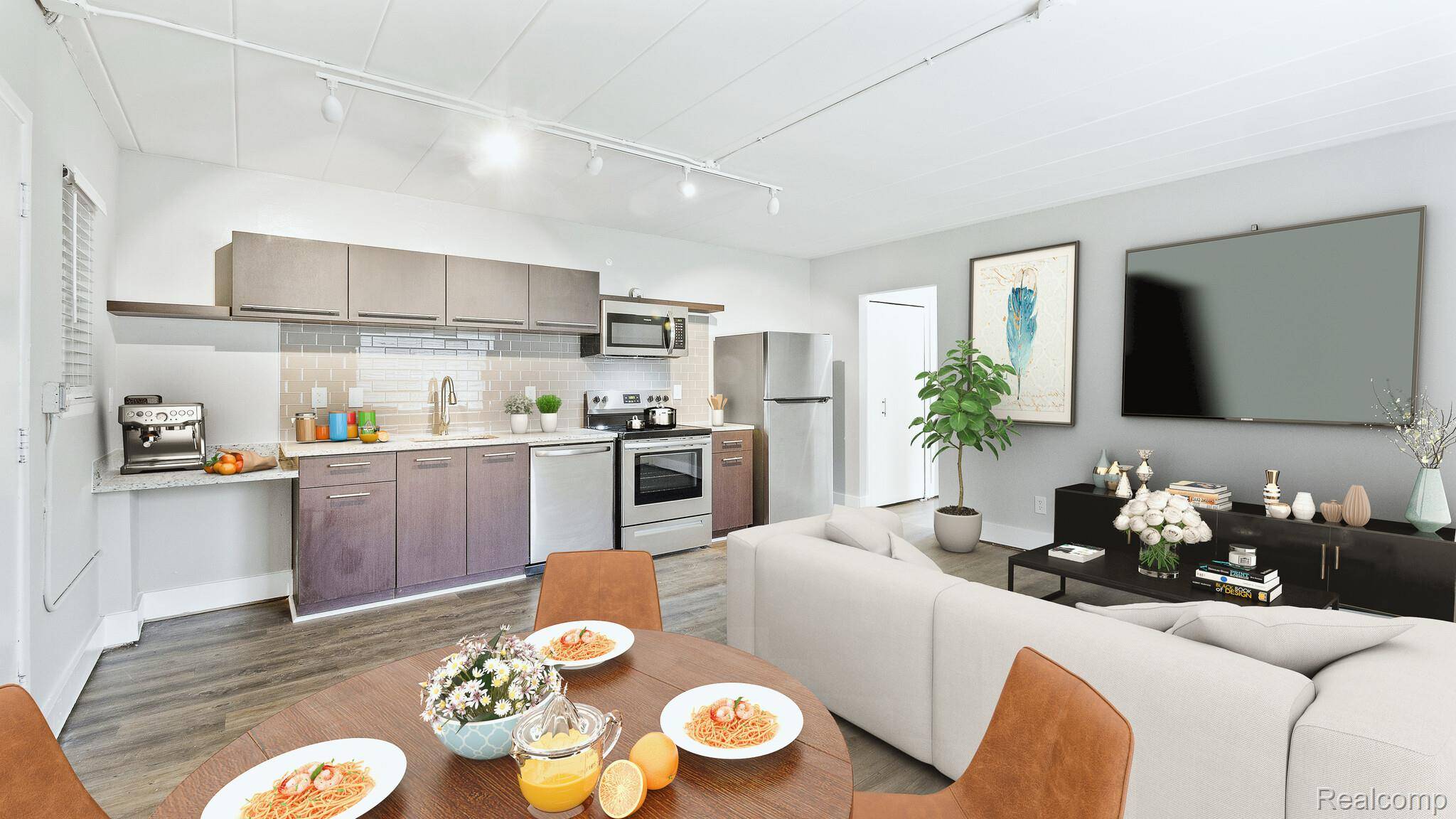 1050 N Adams RD N #110, Birmingham, MI 48009