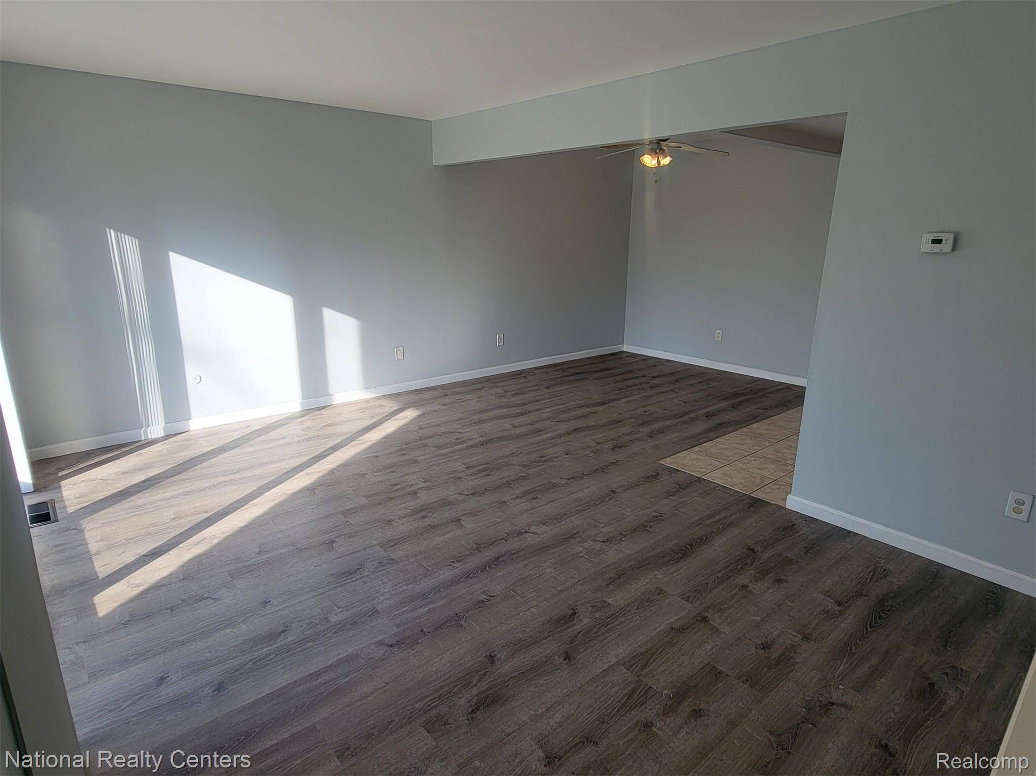 8296 KARAM BLVD #3, Warren, MI 48093