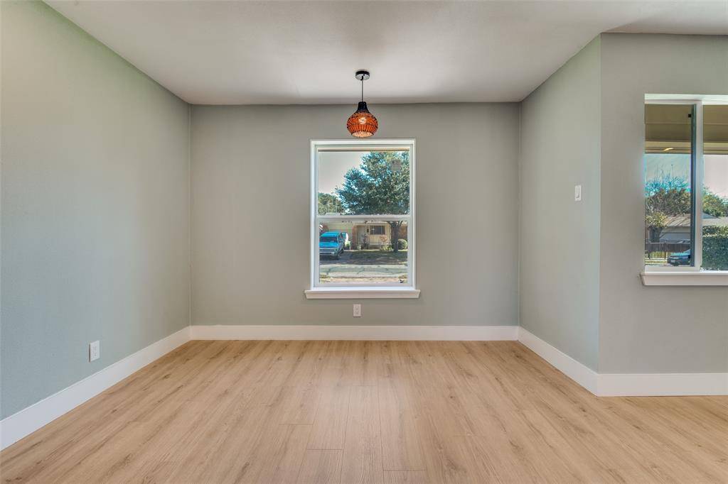 9209 Rustown Drive, Dallas, TX 75228