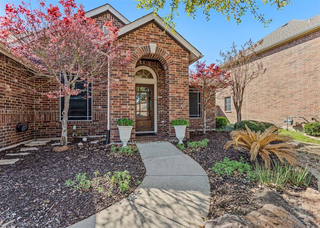 321 Deaton Drive, Fate, TX 75087