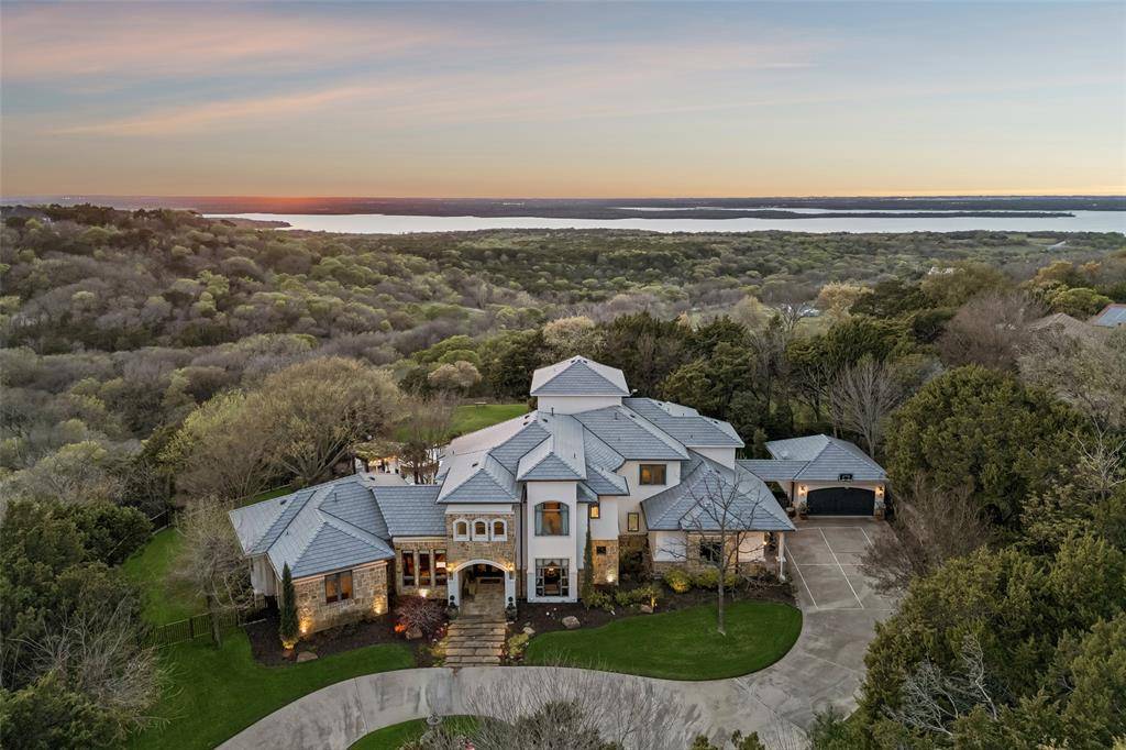 707 Oakhill Lane, Cedar Hill, TX 75104