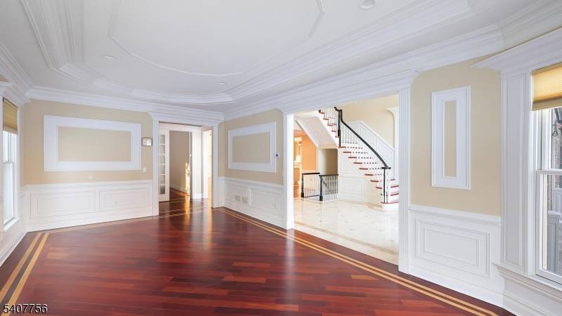 89 Knollwood Dr, Watchung Boro, NJ 07069