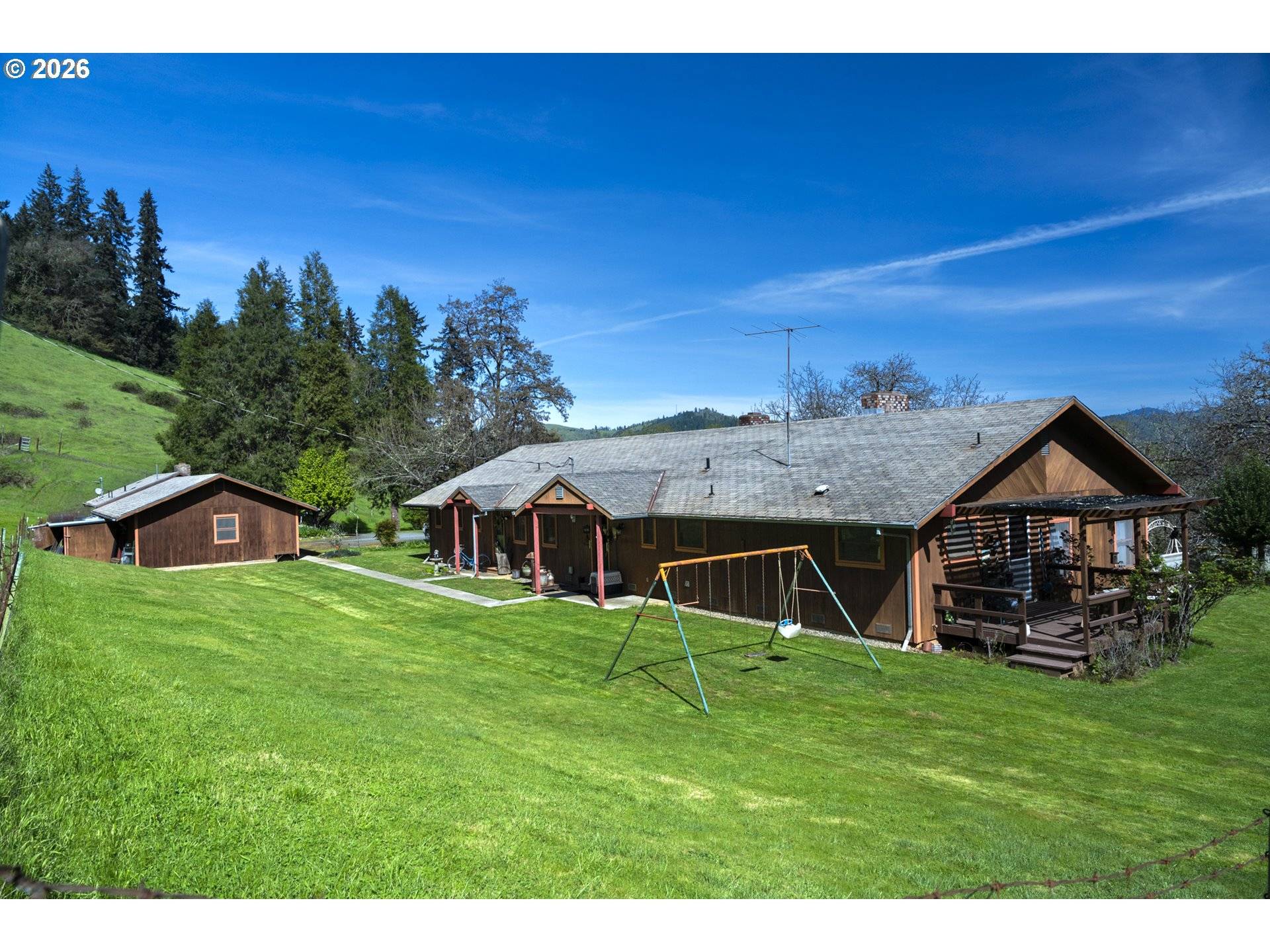 1349 WILLIS CREEK RD, Winston, OR 97496