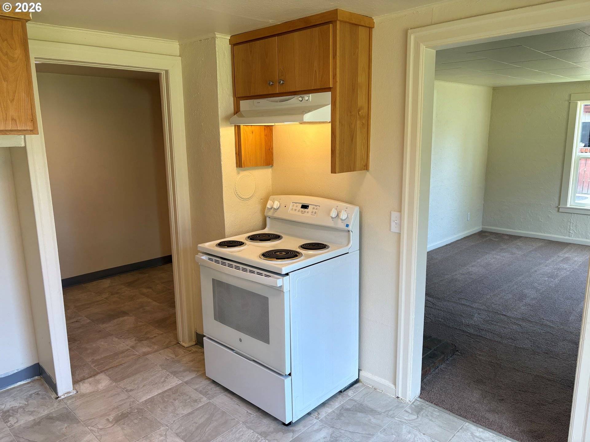 200 AZALEA DR, Eugene, OR 97404