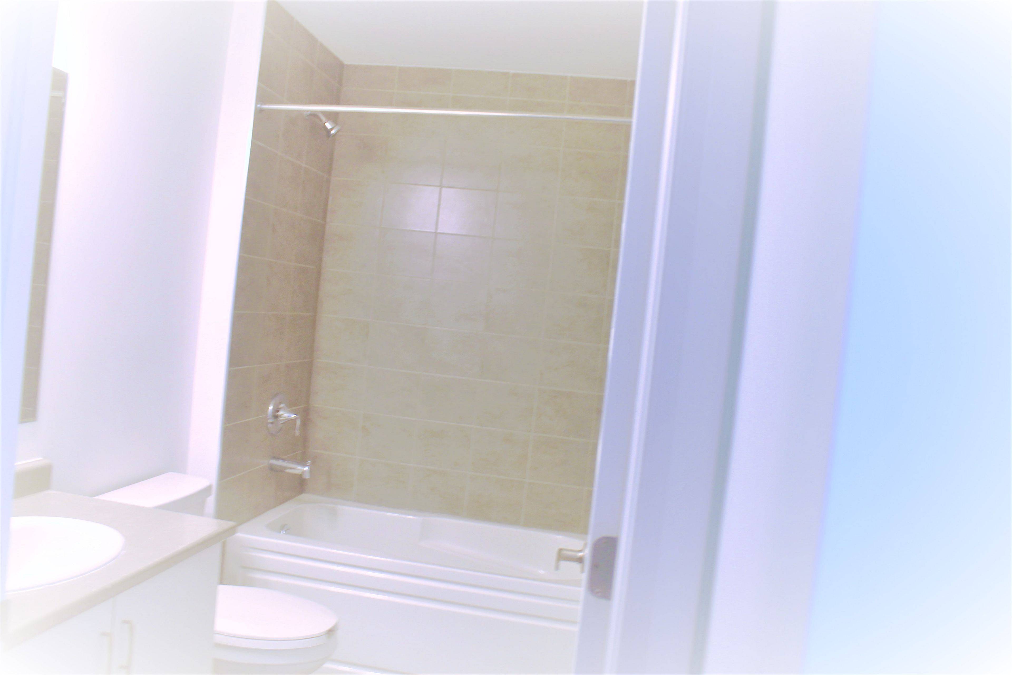 102 Grovewood Common #115, Oakville, ON L6H 0X2