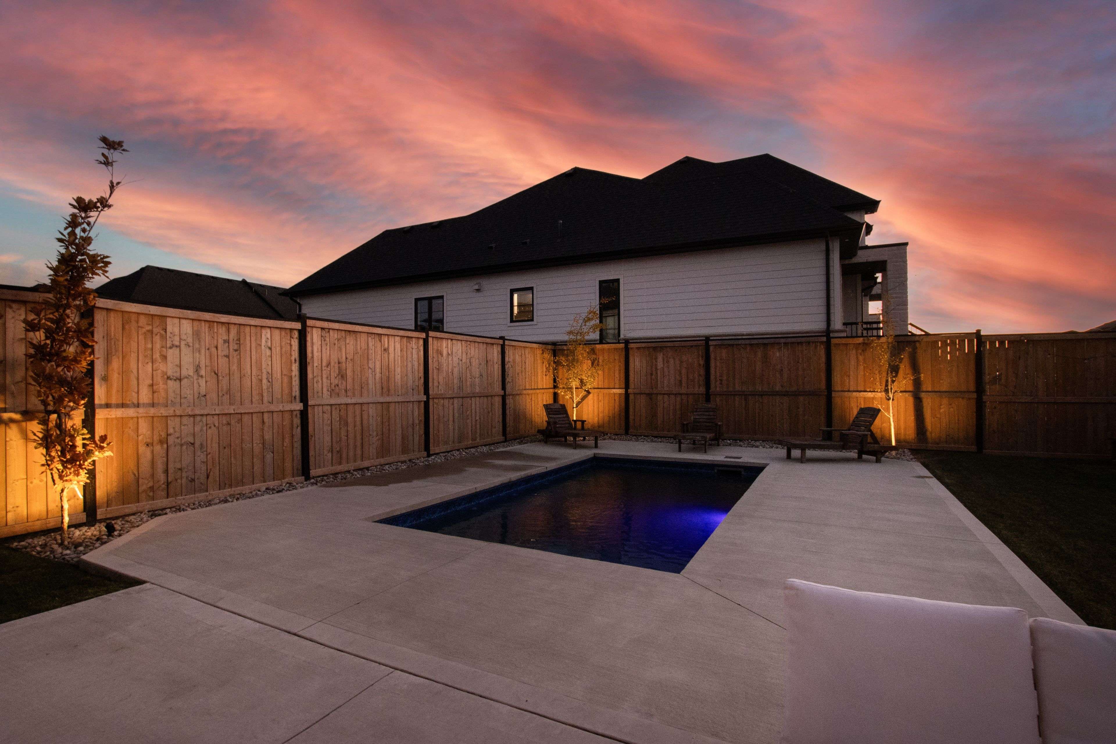 3 Poole CRES, Middlesex Centre, ON N0L 1R0