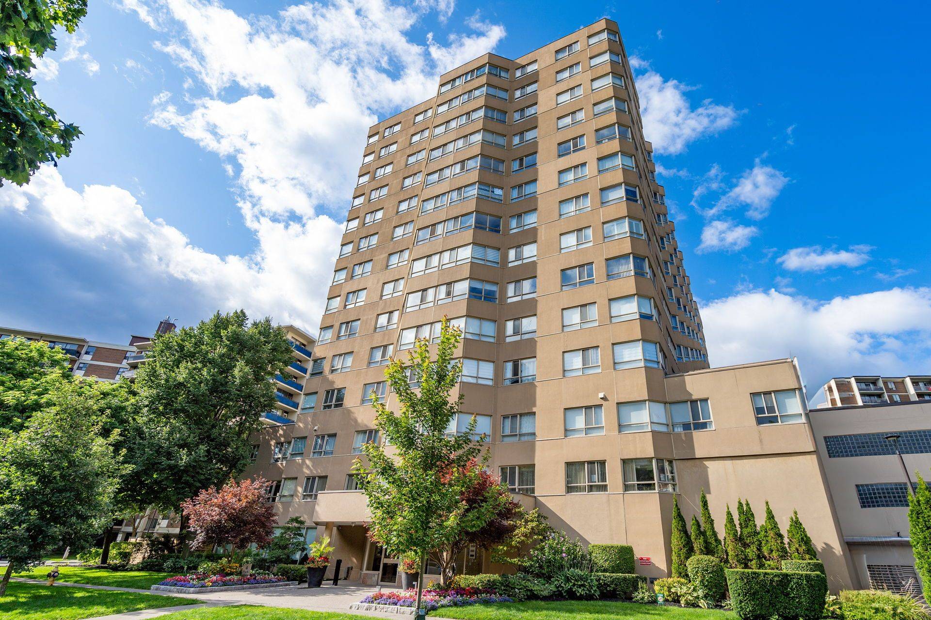 4 Park Vista N/A #1508, Toronto E03, ON M4B 3M8